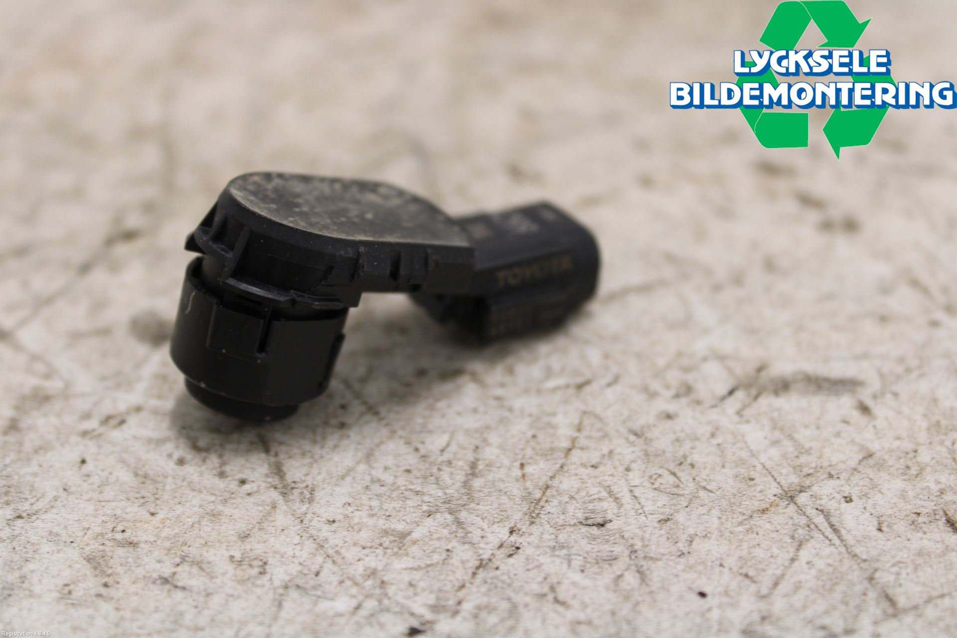 Toyota RAV4 19- Parkeringshjälp Backsensor