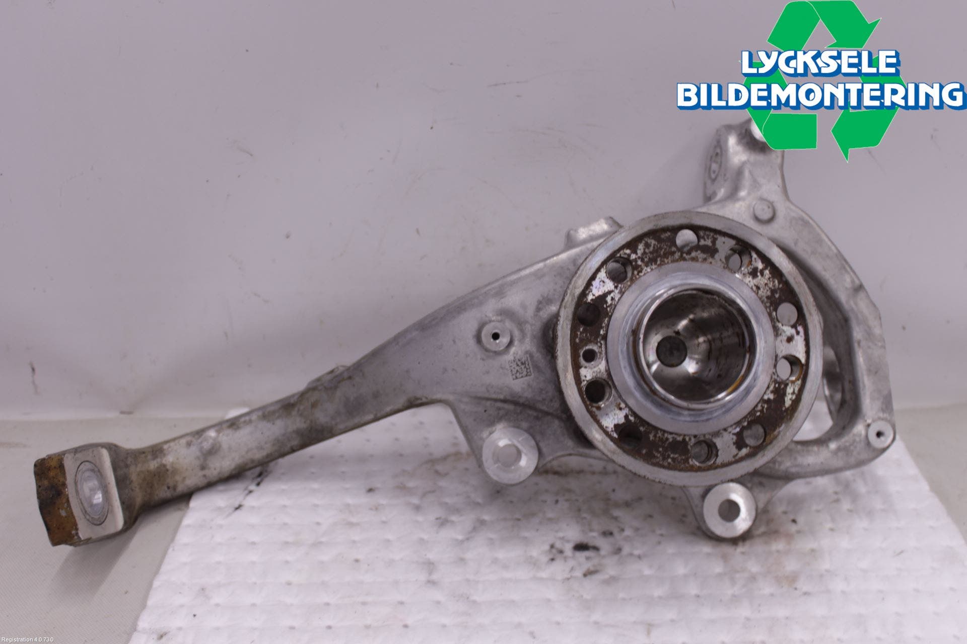 Mercedes-Benz MB C-KLASS (W205) 14-21 Styrspindel Lagerhus Vä