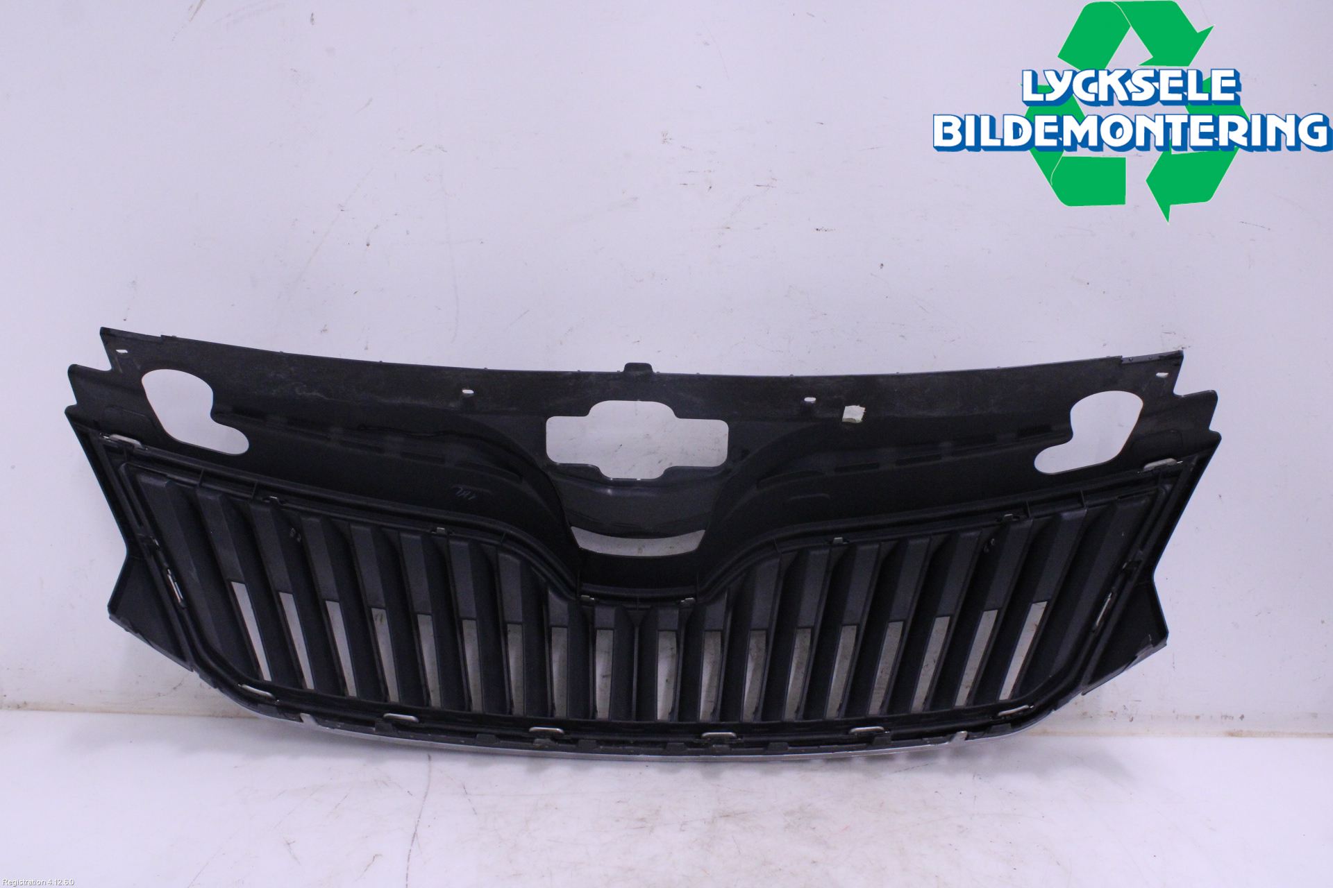 Skoda RAPID Grill Komp