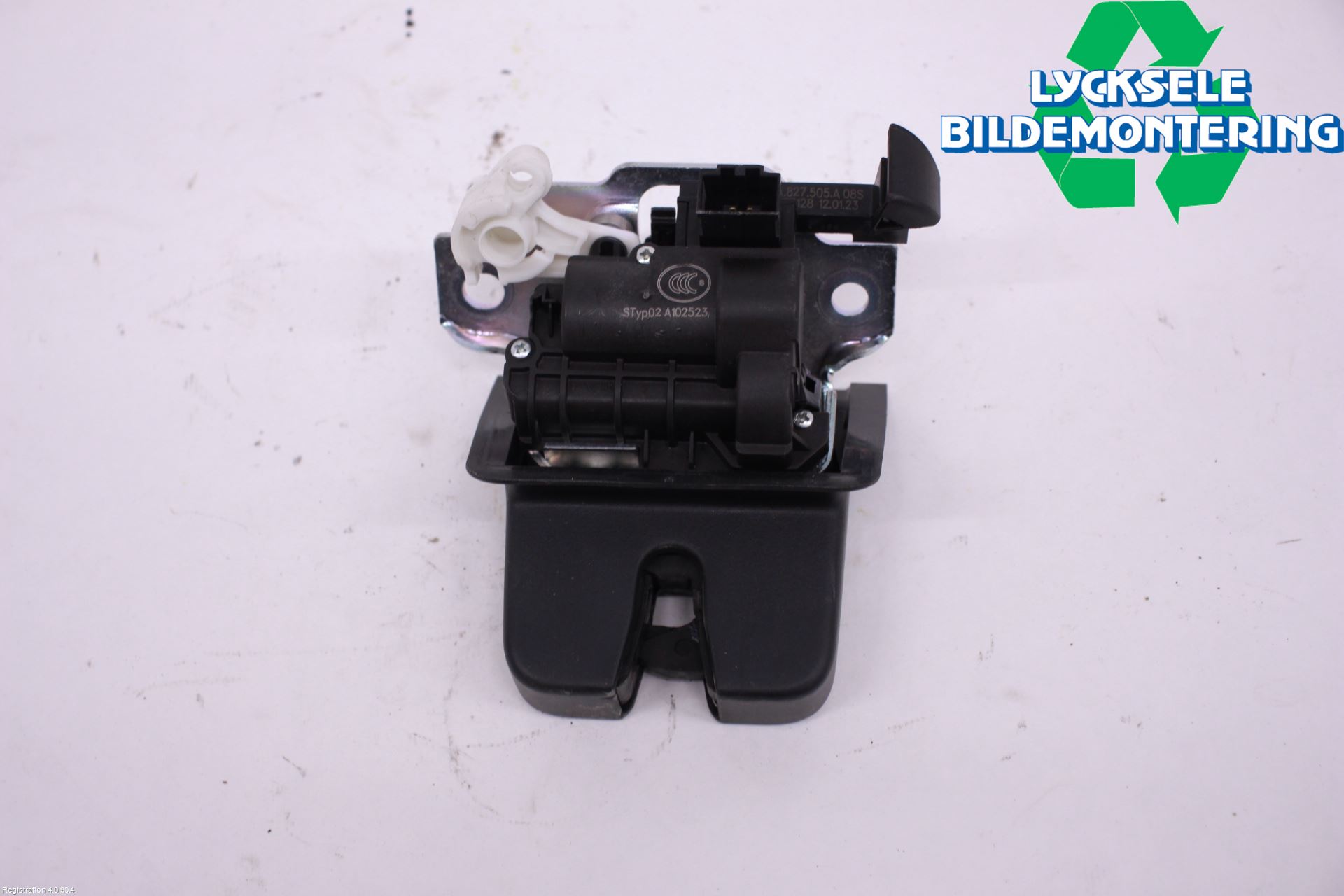 Volkswagen VW GOLF / E-GOLF VIII 20- Låskista Baklucka