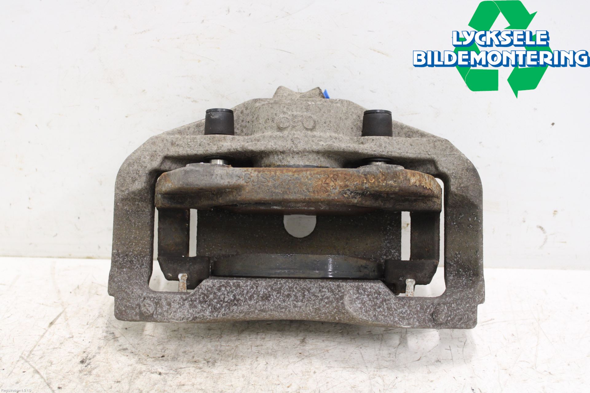 BMW 5 F10/F11/F18 09-17 Bromsok Fram Vänster