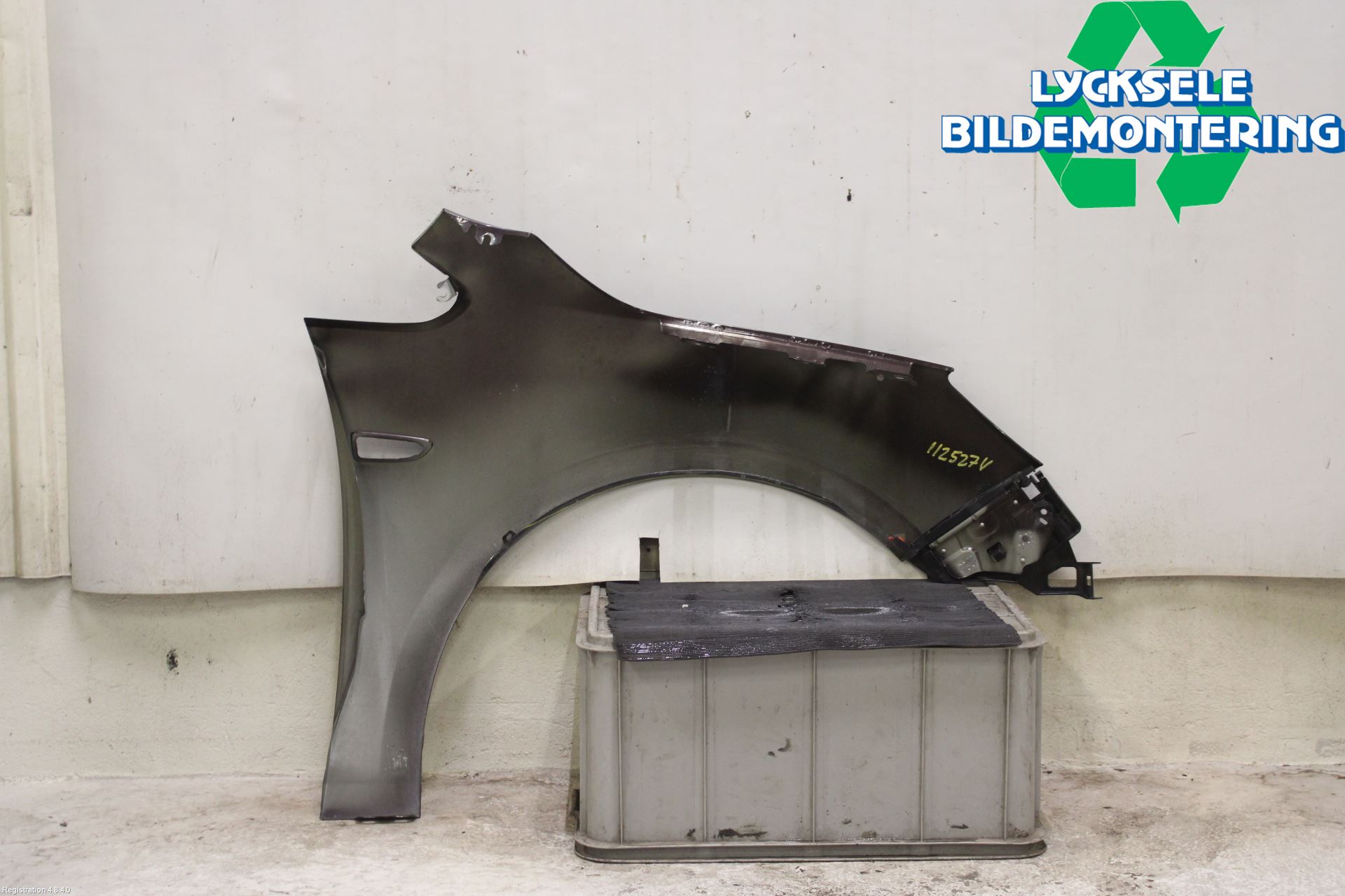 Opel ASTRA J 10-15 Skärm Fram Vänster