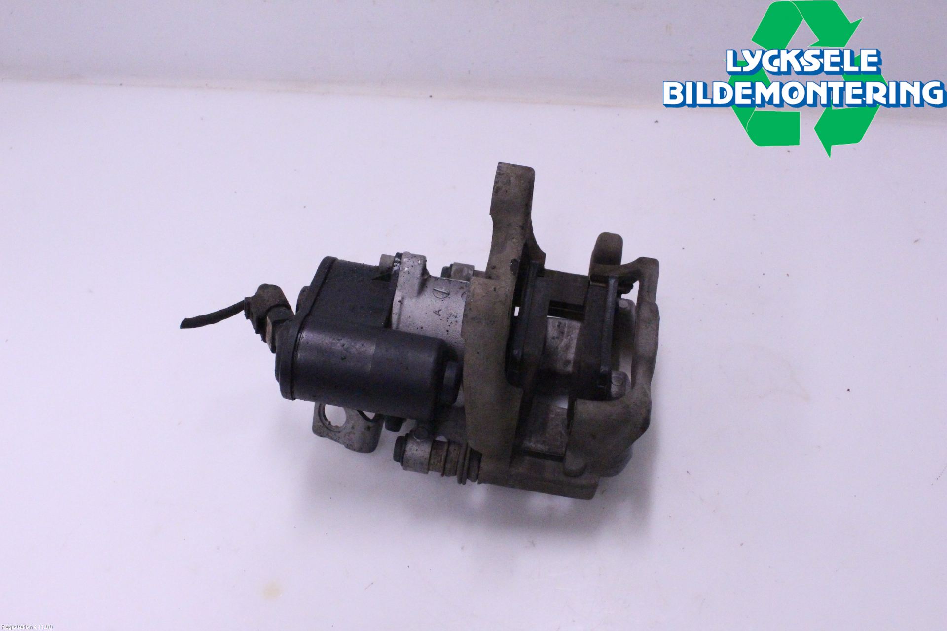 Volkswagen VW PASSAT 11-14 Bromsok Bak Vänster