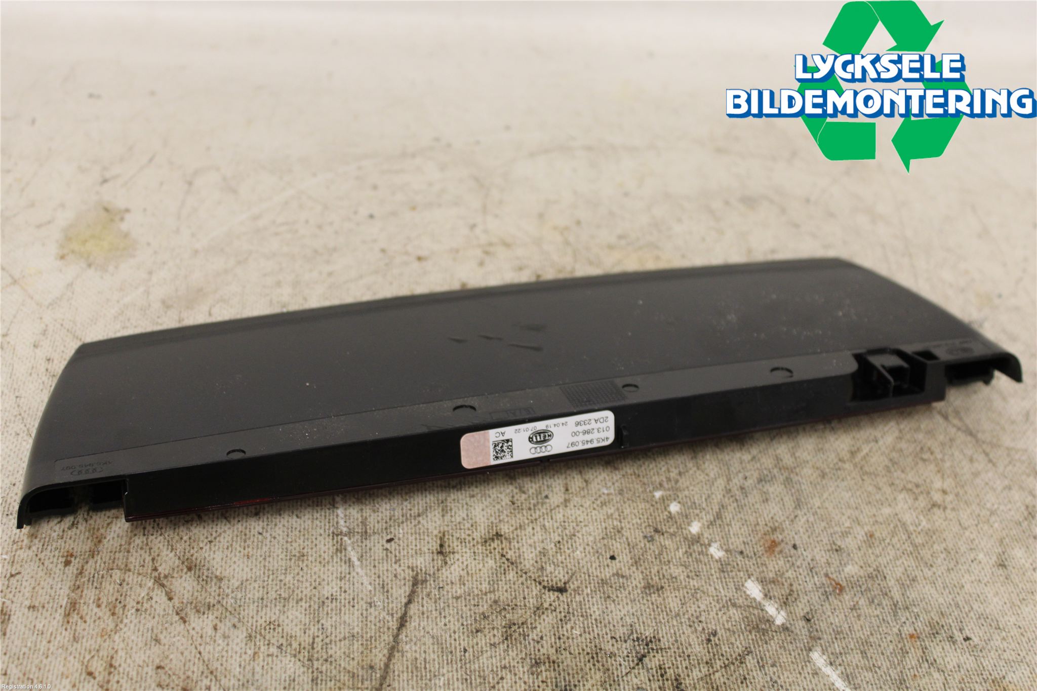 Audi A6 F2/C8 19- Bromsljus Bakruta