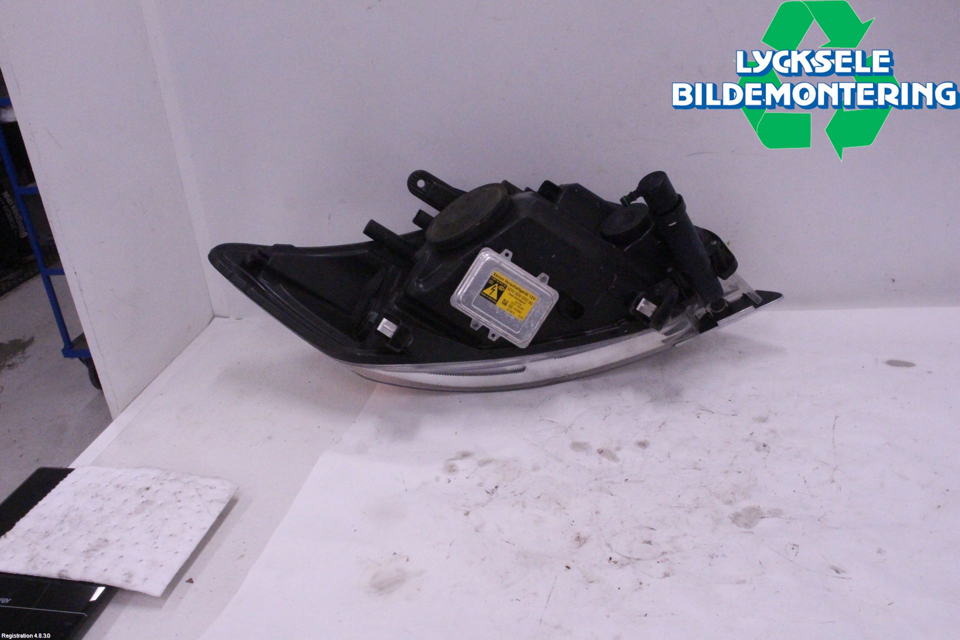 Ford KUGA 08-12 Strålkastare Vänster