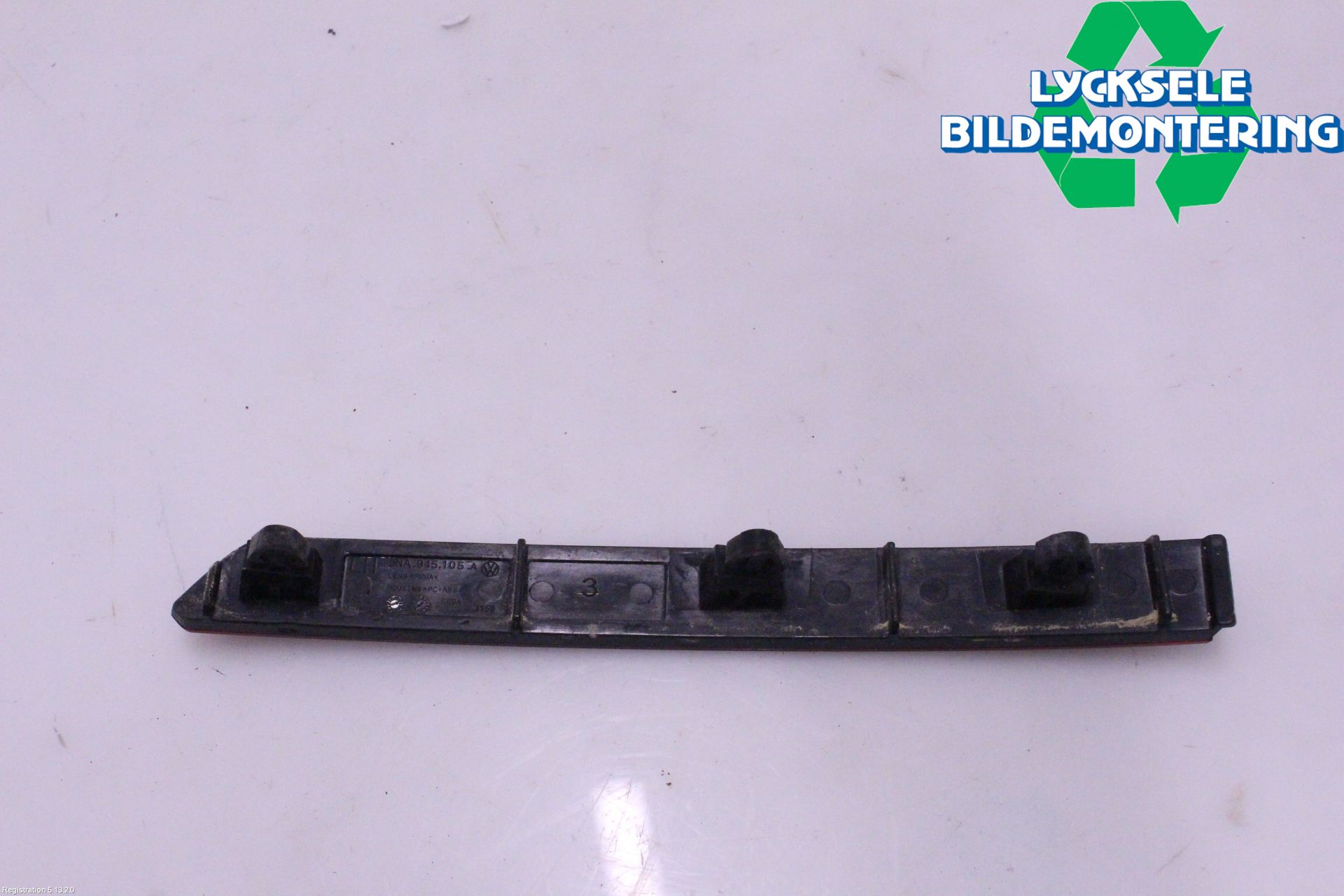 Volkswagen VW TIGUAN 16-24 Dimljus/Reflex Bak