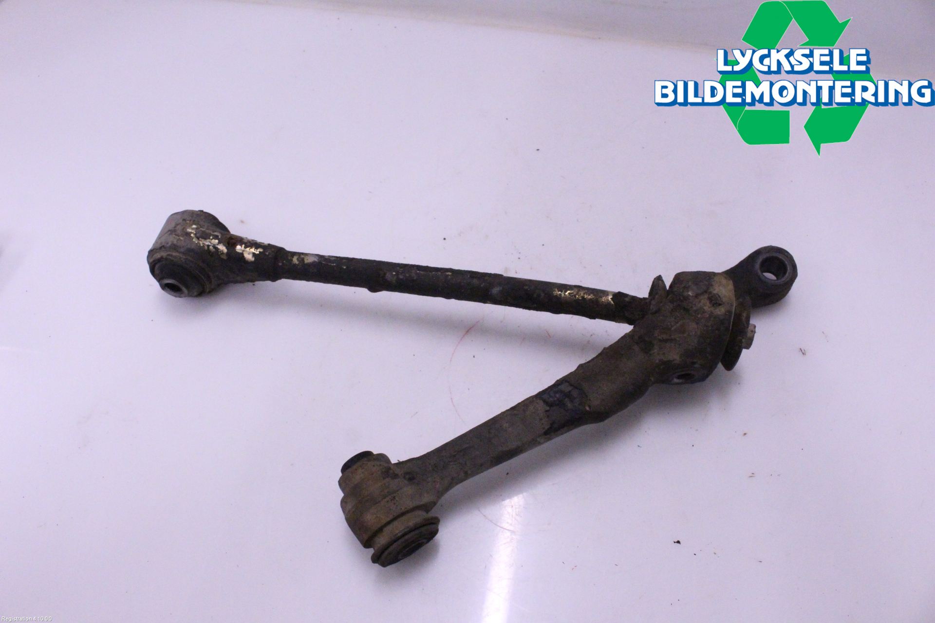 Volvo 740 88-92 Bärarm Fram Undre Vä