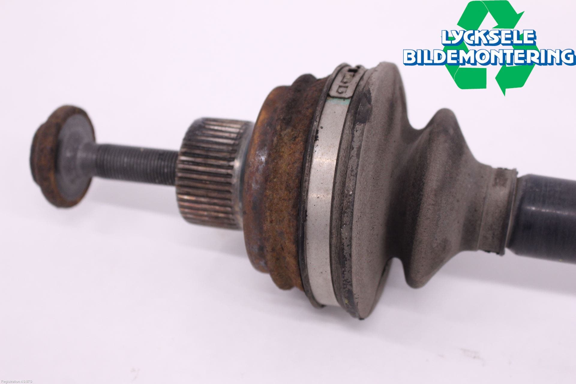 Audi A4/S4 08-11 Drivaxel Bak Höger