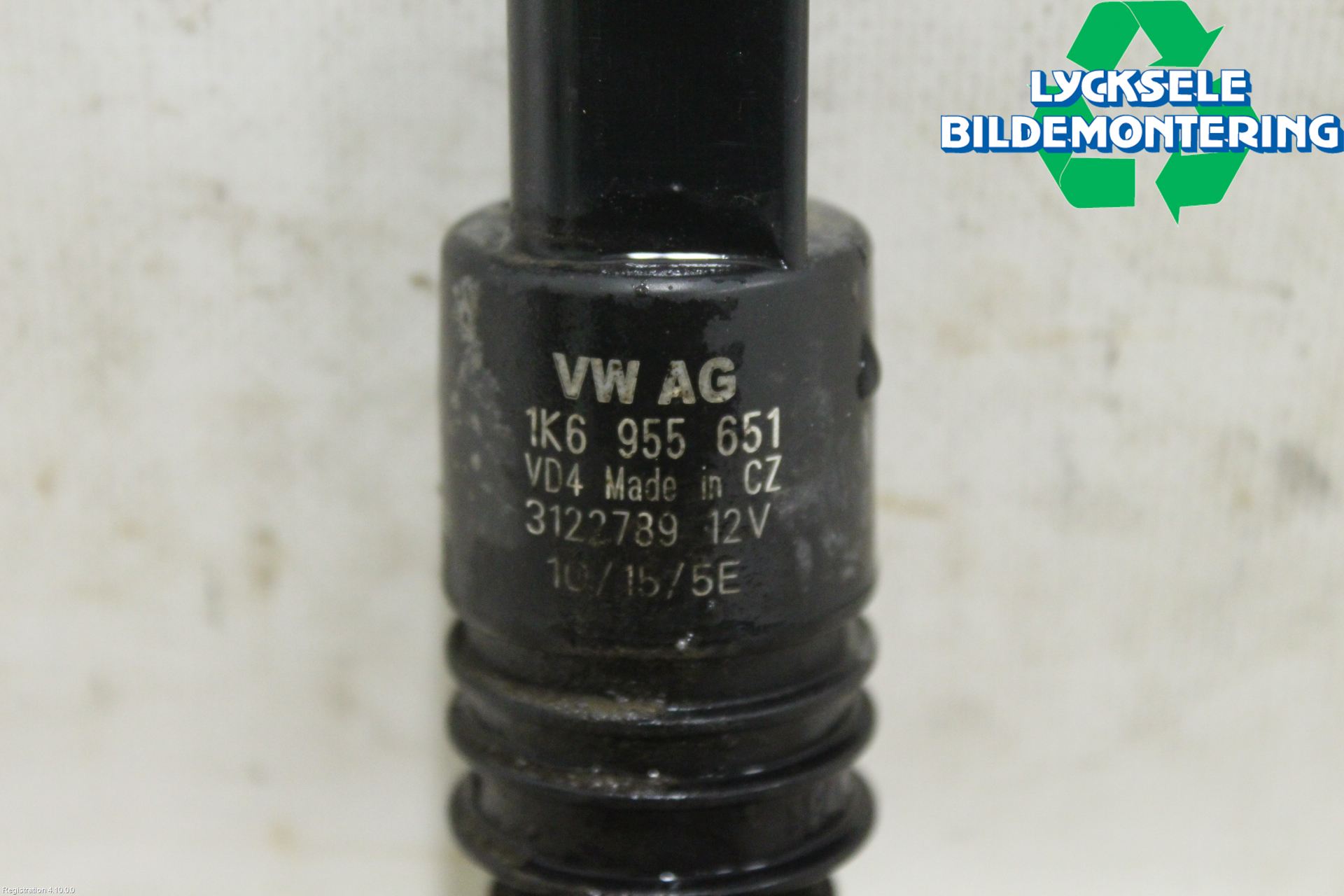 Volkswagen VW CADDY 11-15 Spolarpump Vindruta