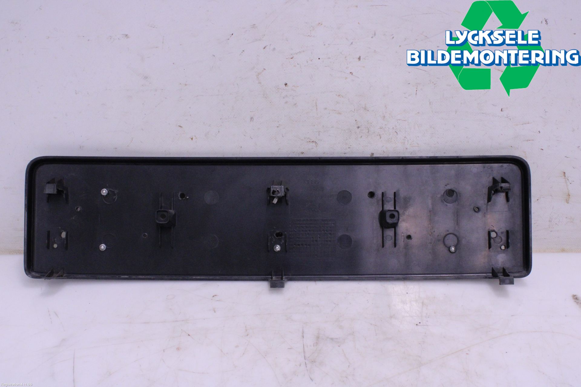 Audi ALLROAD 06-11 Skylthållare