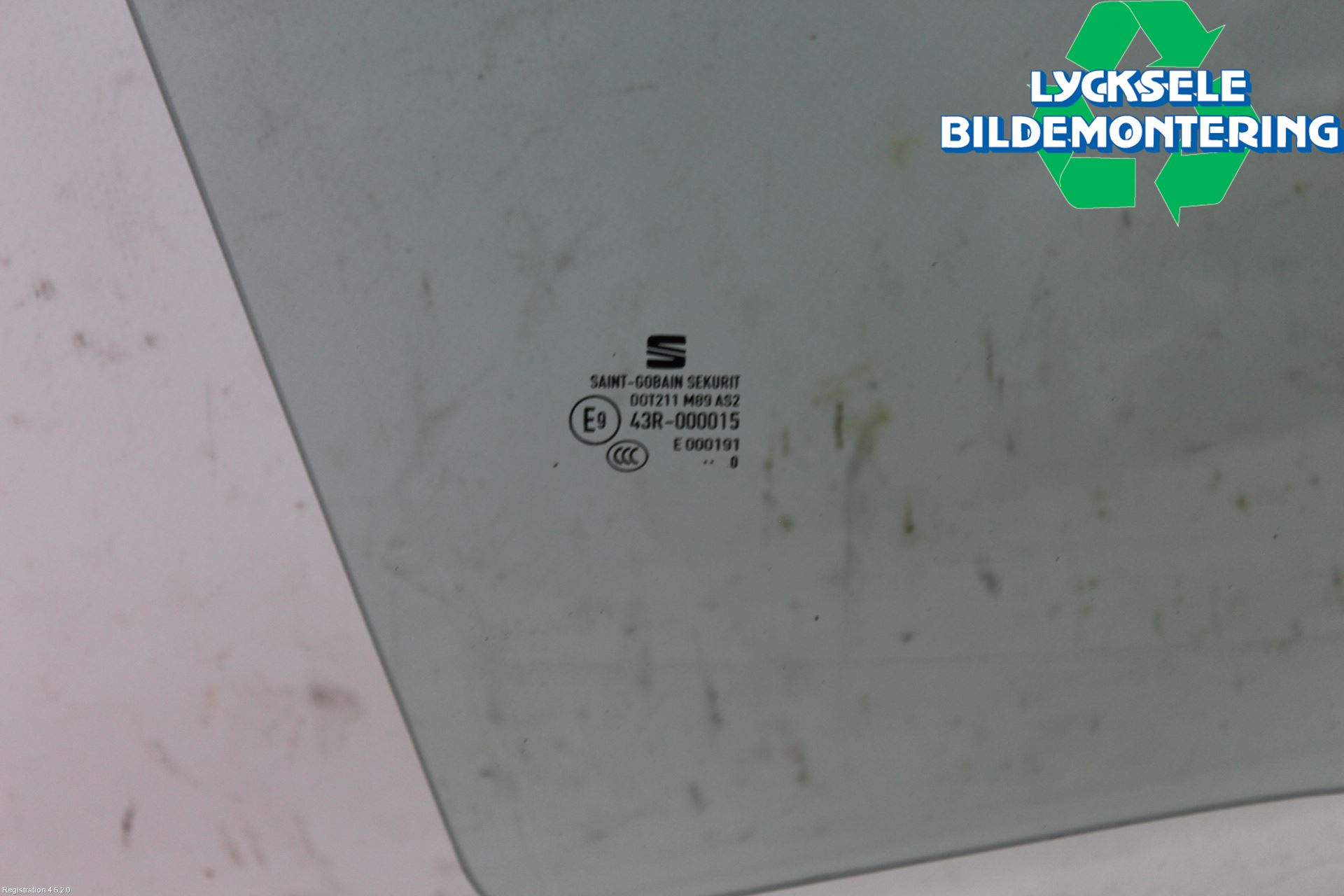 Seat ARONA Dörruta Bak Höger