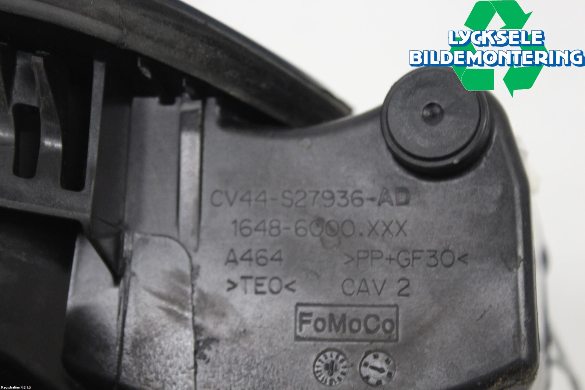 Ford KUGA 17-19 Tanklucka