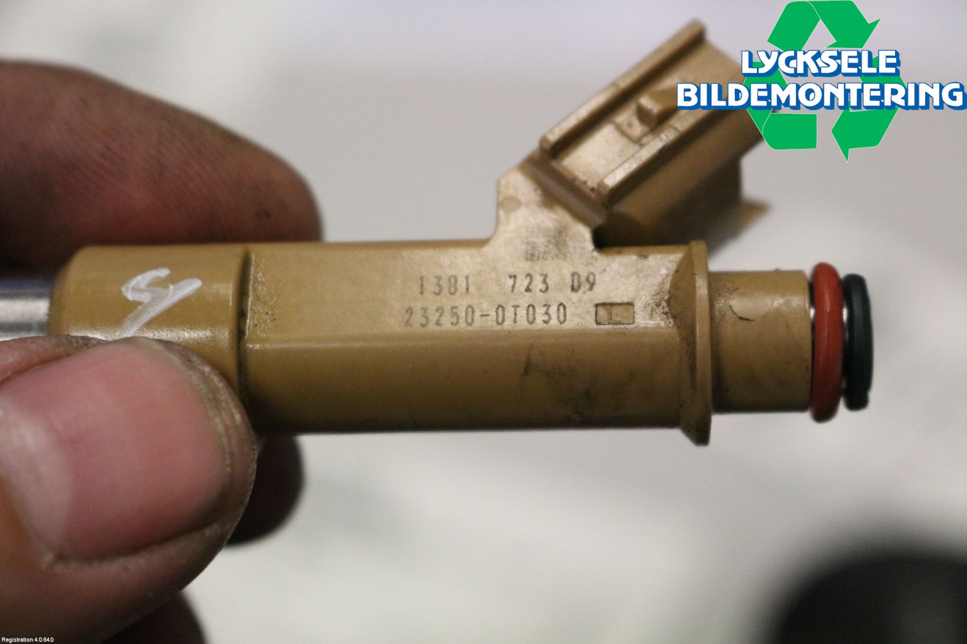 Toyota AURIS 13-19 Injspridare