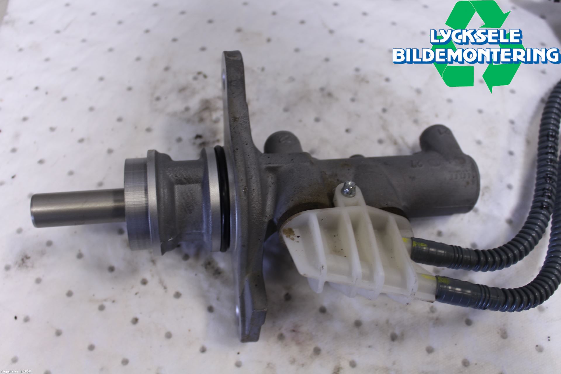 Mercedes-Benz MB VITO/V-KLASS (W640,W447,W448) 14- Broms Huvudcylinder
