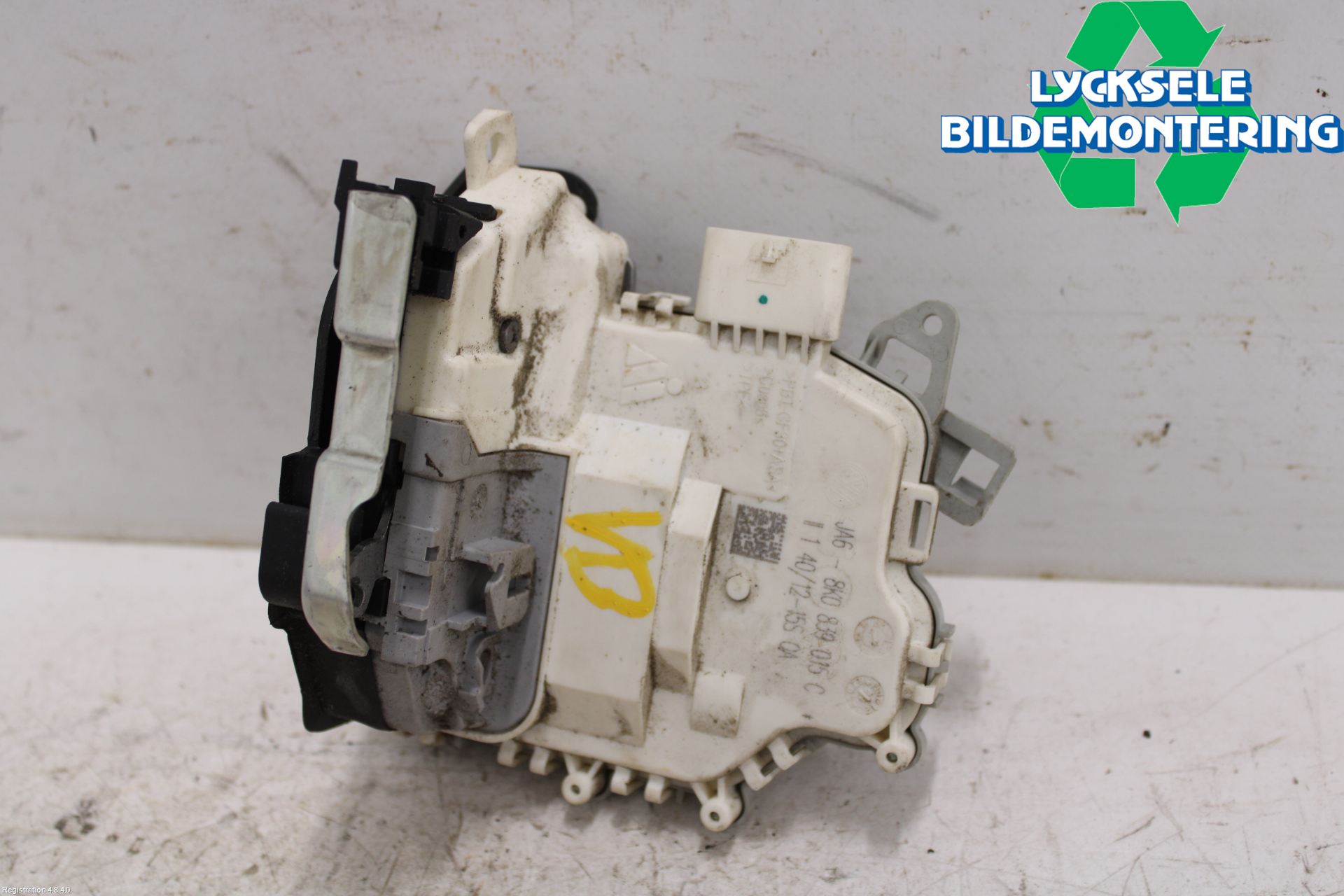 Audi A4 ALLROAD 09-16 Låskista-Dörrlås