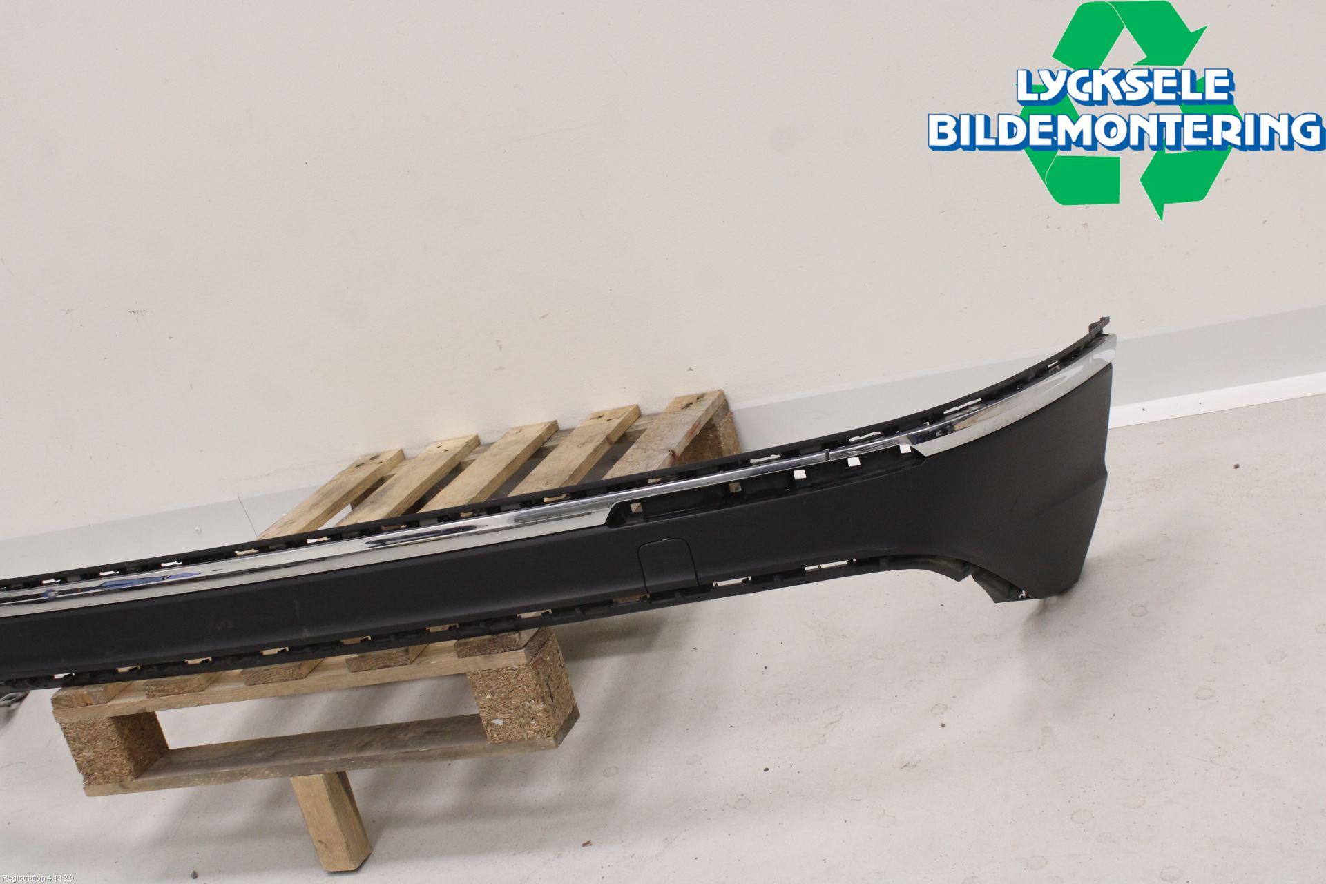 Volkswagen VW TIGUAN 16-24 Stötfångarbeklädnad Bak