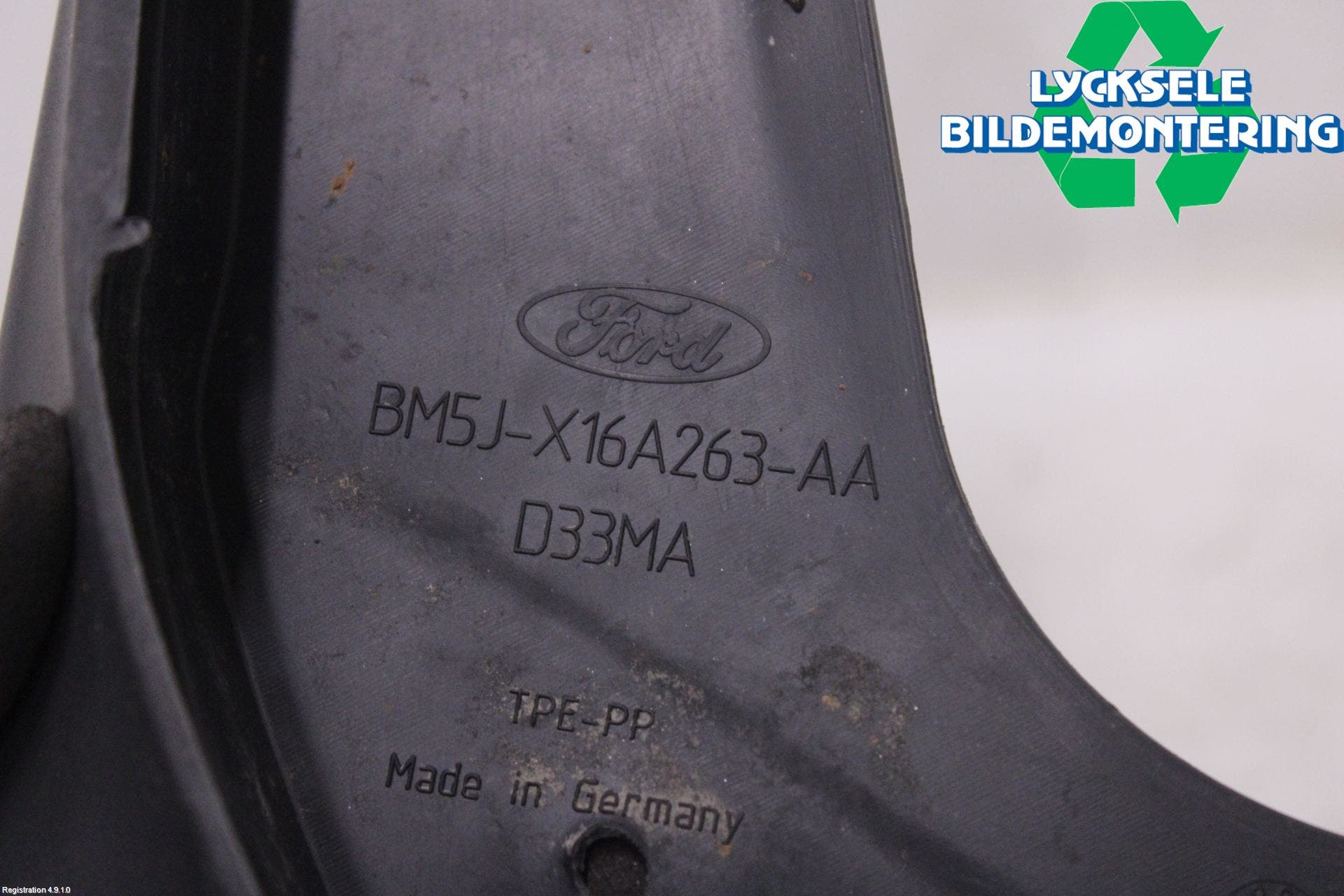 Ford FOCUS 15-18 Stänkskydd