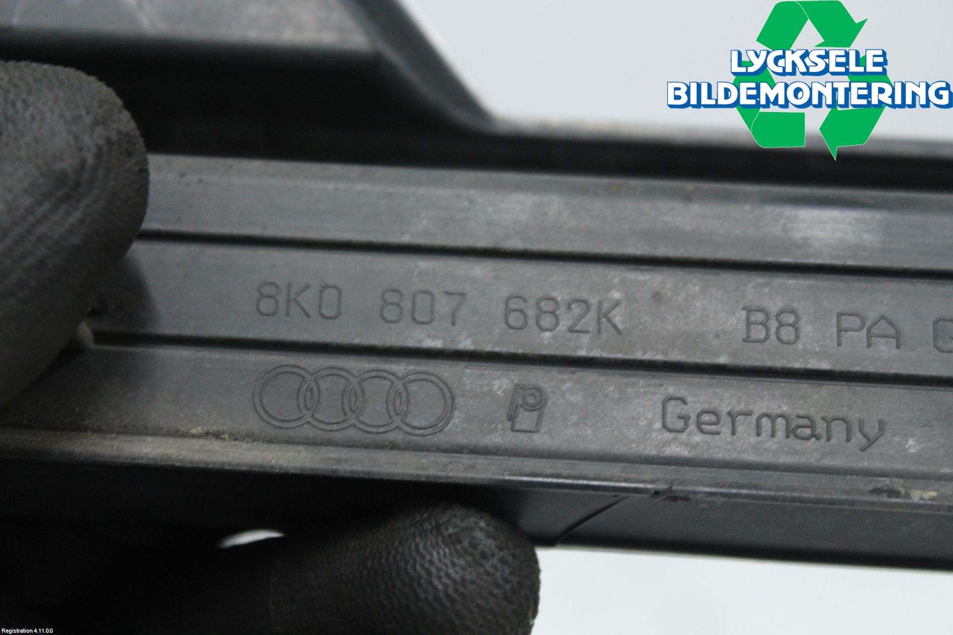 Audi A4 12-15 Dimljussarg Fram