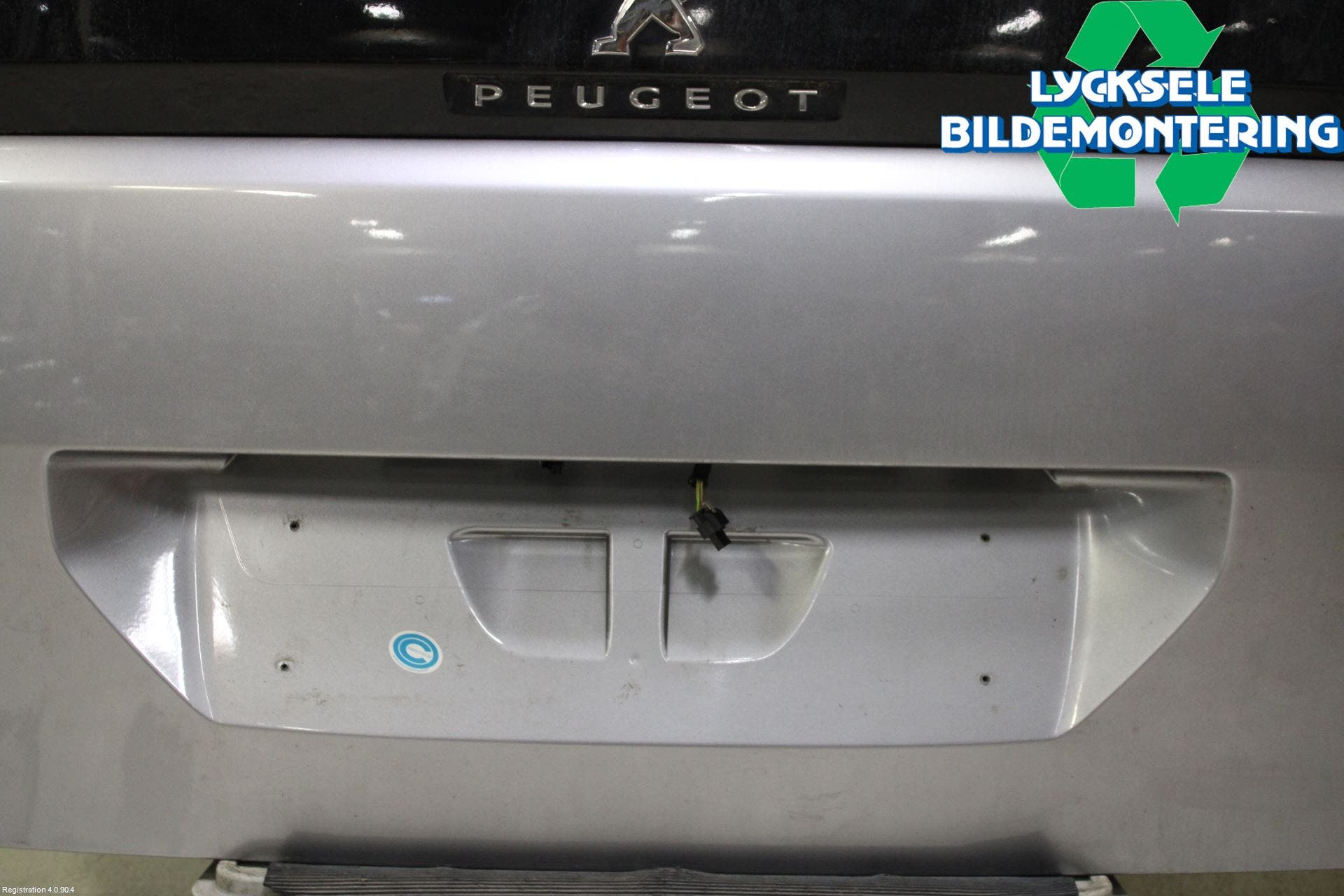 Peugeot 5008 17-24 Baklucka Kombi