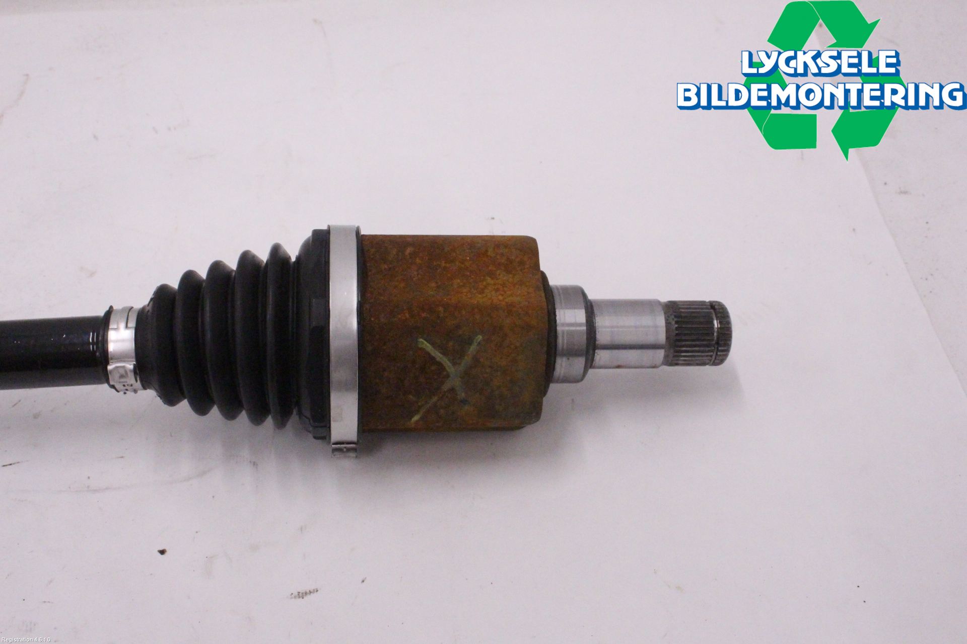 Volkswagen VW ID.4 21- Drivaxel Fram Vänster