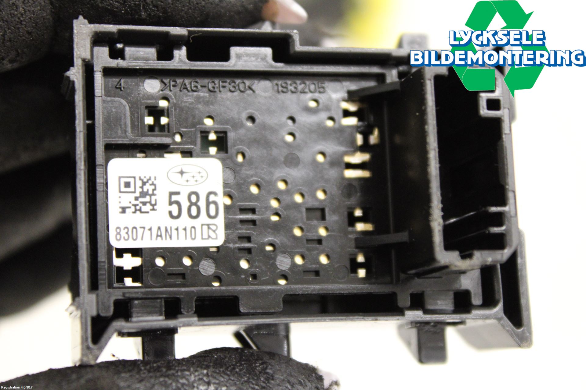 Subaru OUTBACK 21- Strömställare Elhiss