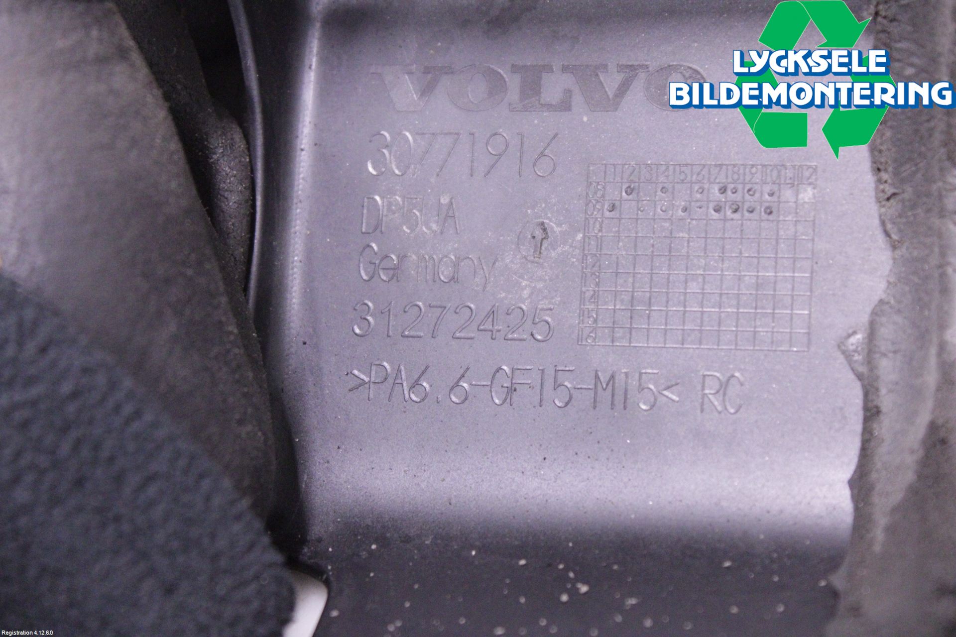 Volvo V70 08-13 Motorkåpa