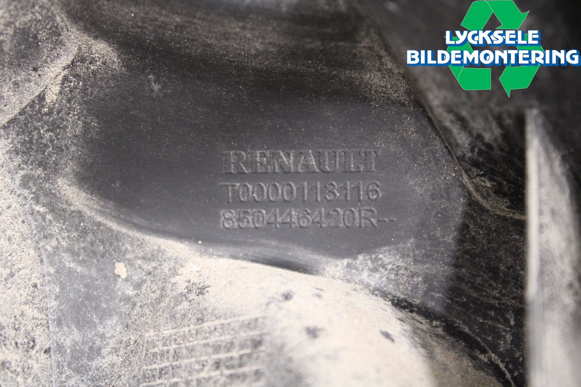 Renault CLIO IV 12-16 Stötfångarfäste Bak Hö