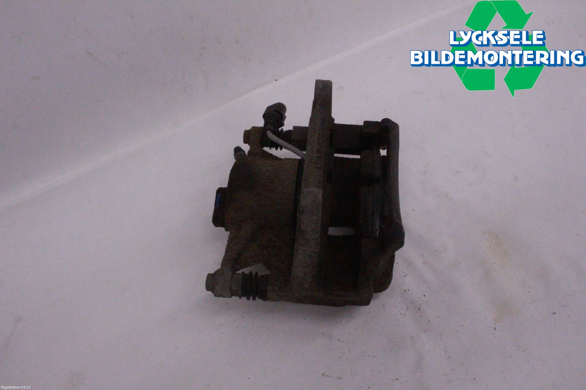 Volkswagen VW PASSAT 20-24 Bromsok Fram Höger