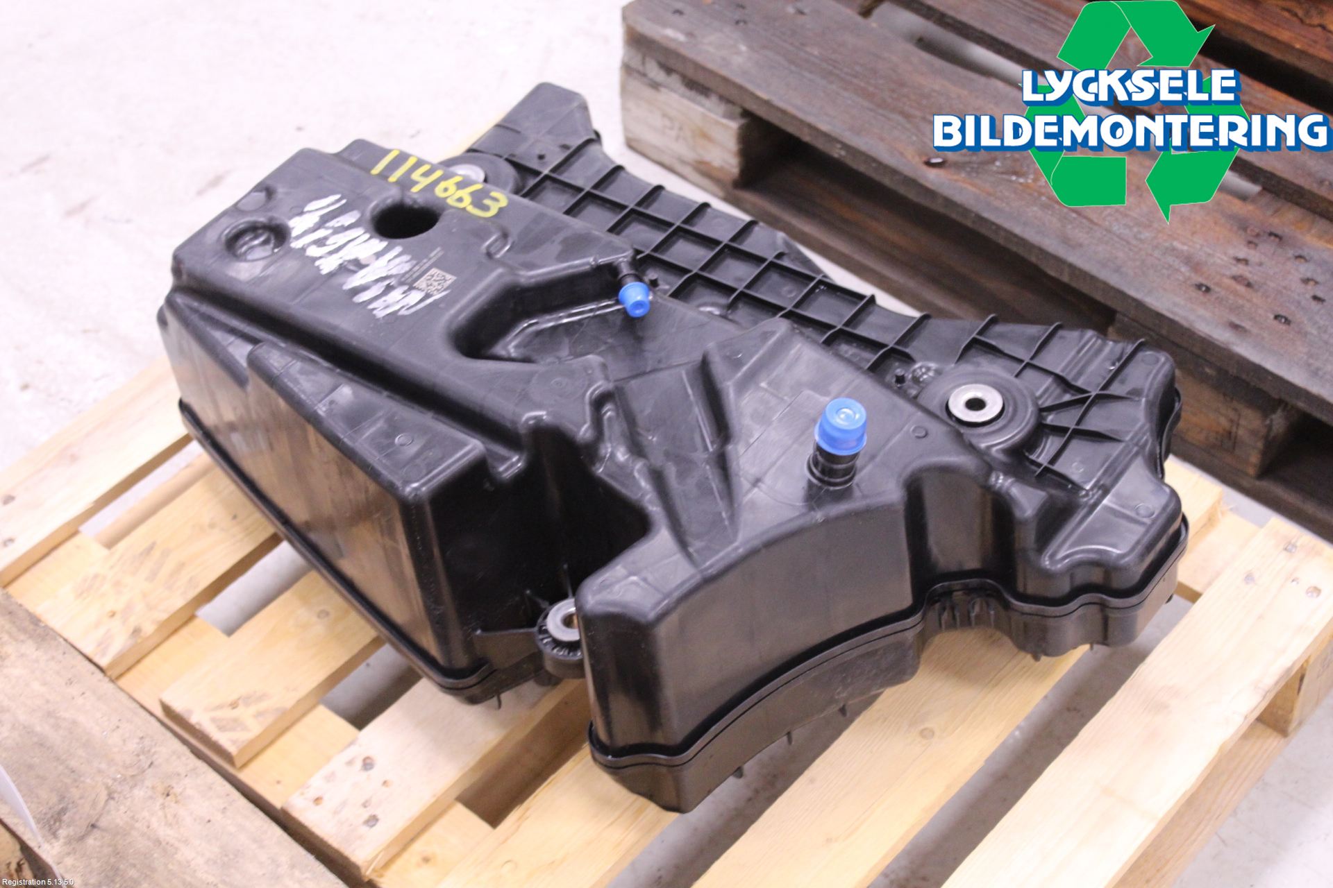 Mercedes-Benz MB E-KLASS (W213) 16-23 Adblue Tank