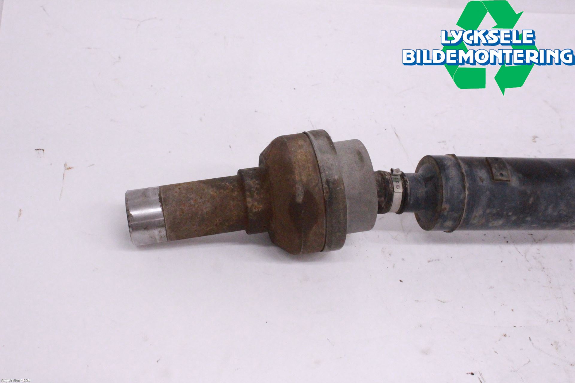 Dodge PICK UP RAM 81- Mellanaxel Främre 4Wd