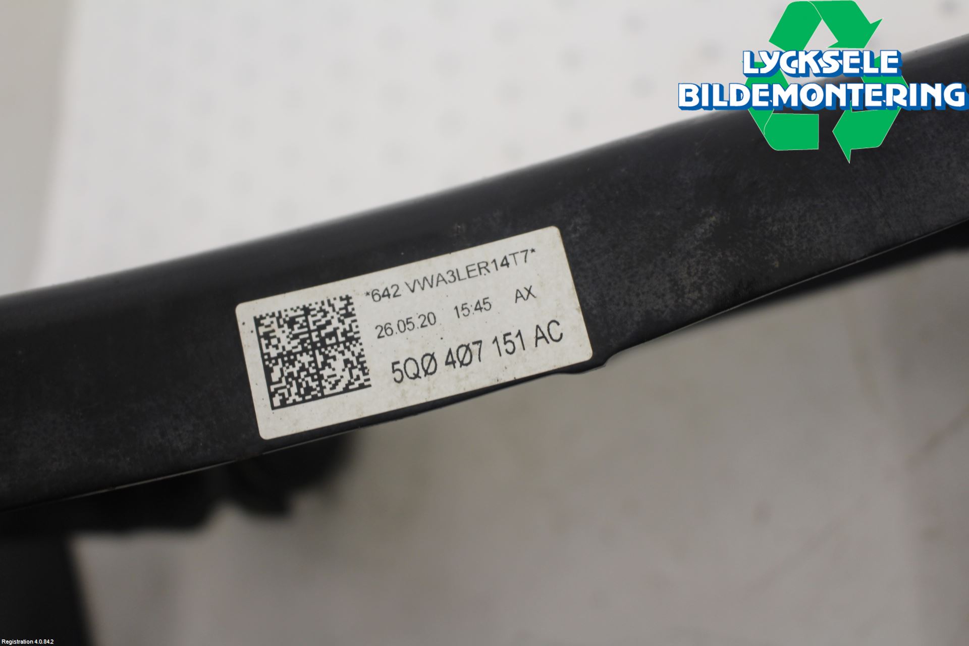 Audi A3/S3 8Y 21- Bärarm Fram Undre Vä