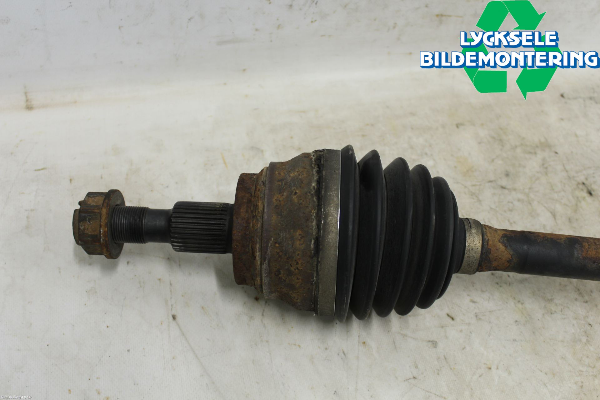 Mercedes-Benz MB ML (W164) 05-11 Drivaxel Fram Höger