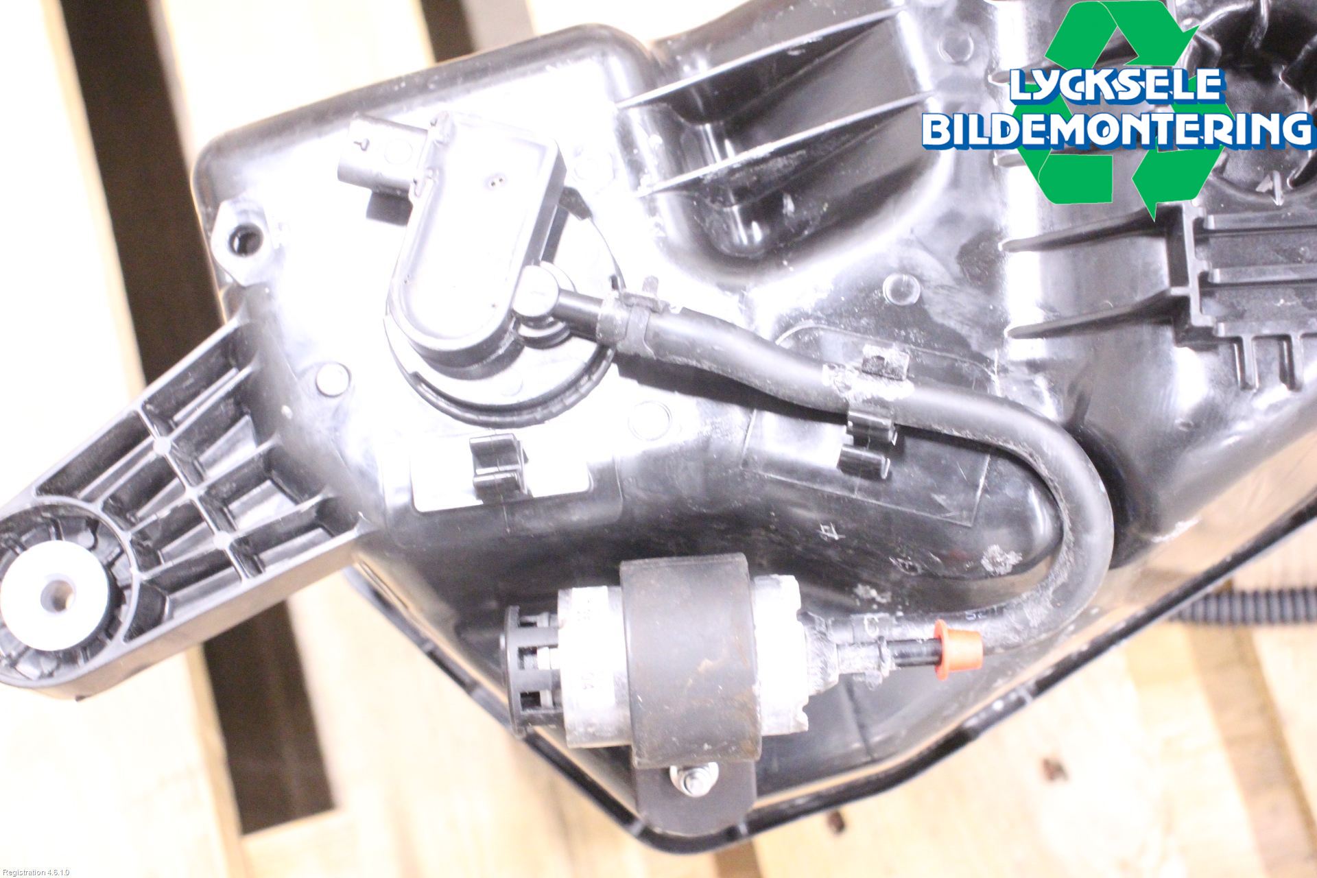 BMW X3 G01 18- Adblue Tank