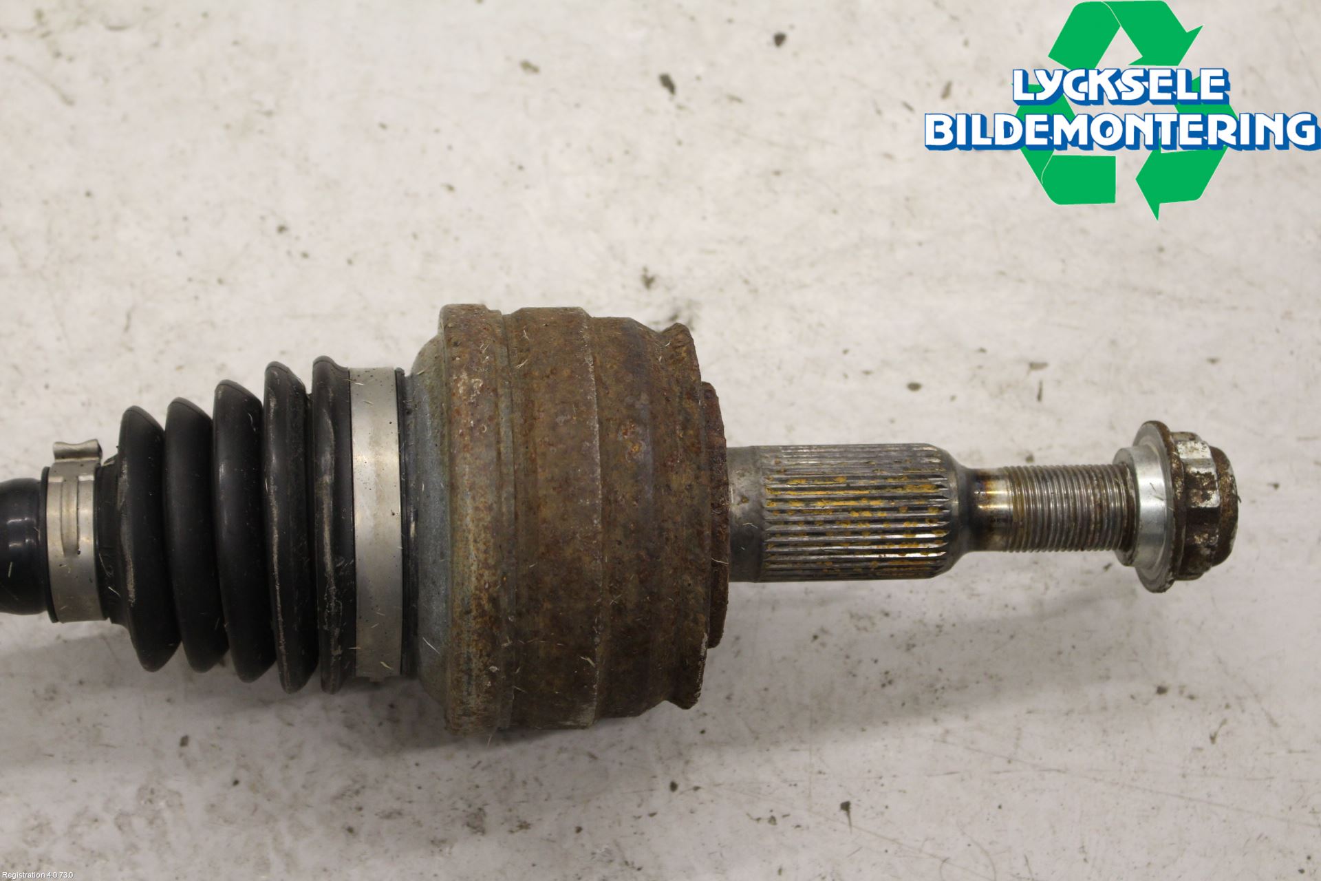 Volkswagen VW MULTIVAN T4-T6 91-21 Drivaxel Bak Höger