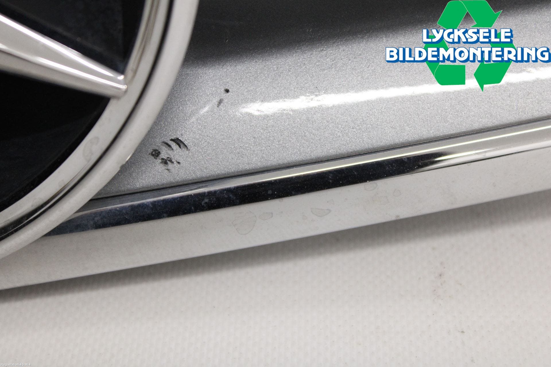 Mercedes-Benz MB CLK (C209) 02-09 Grill Komp