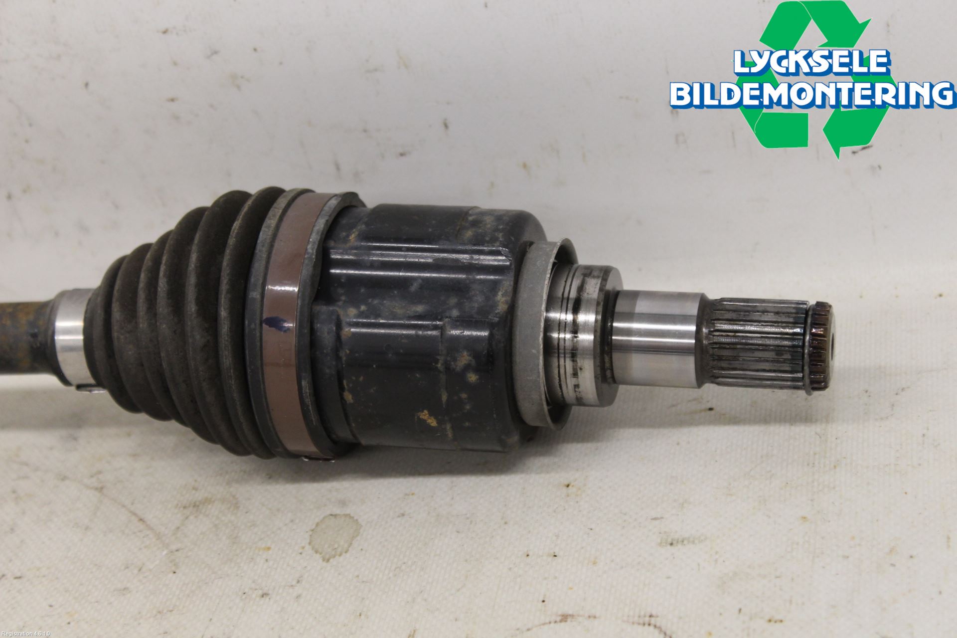 Suzuki IGNIS 01-20 Drivaxel Fram Vänster