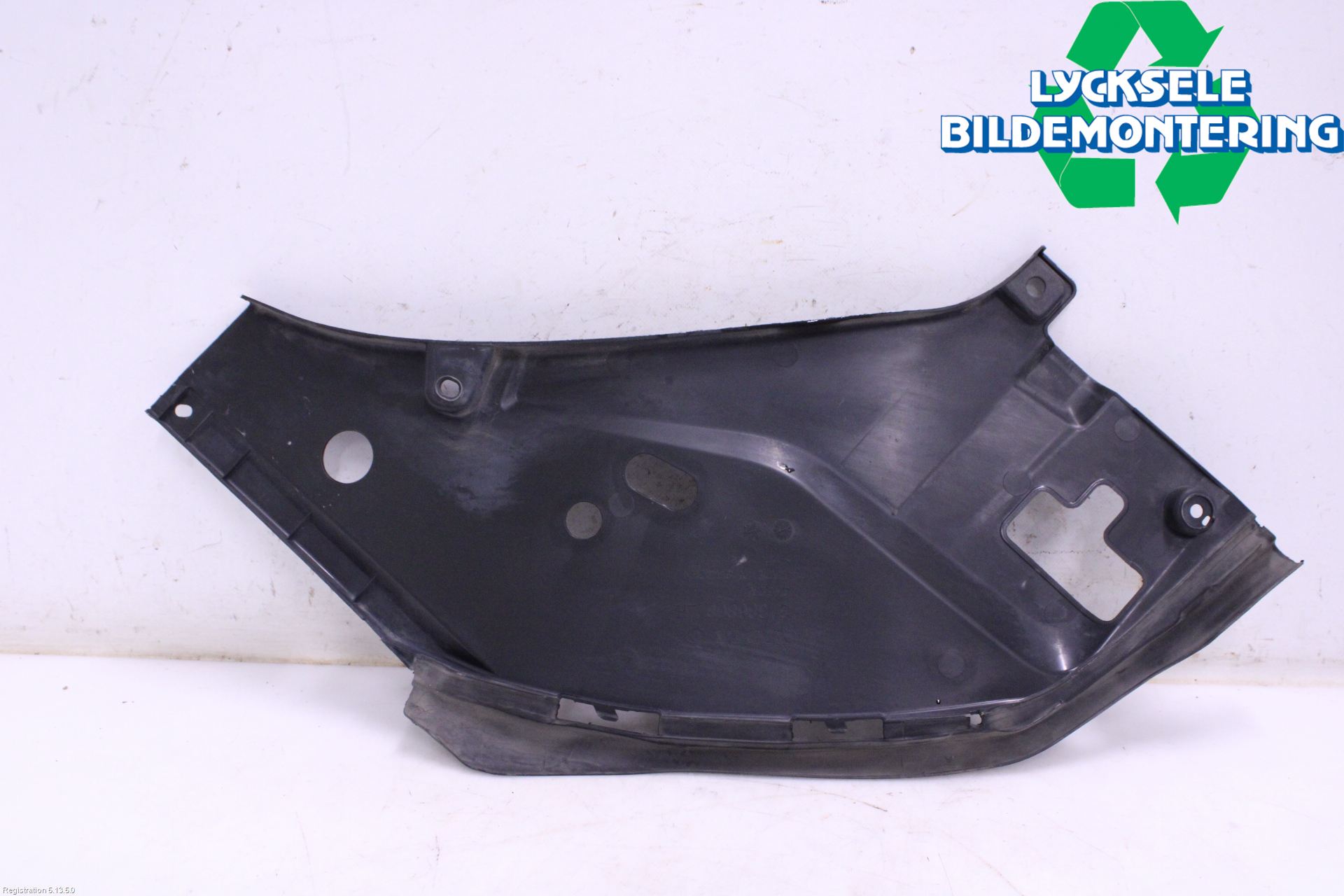 Volvo V90 17->> Täckplast Front