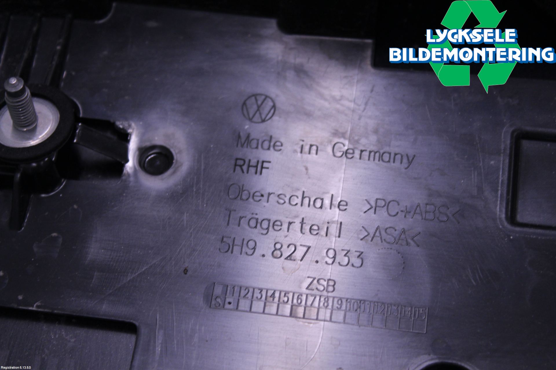 Volkswagen VW GOLF / E-GOLF VIII 20- Spoiler Baklucka