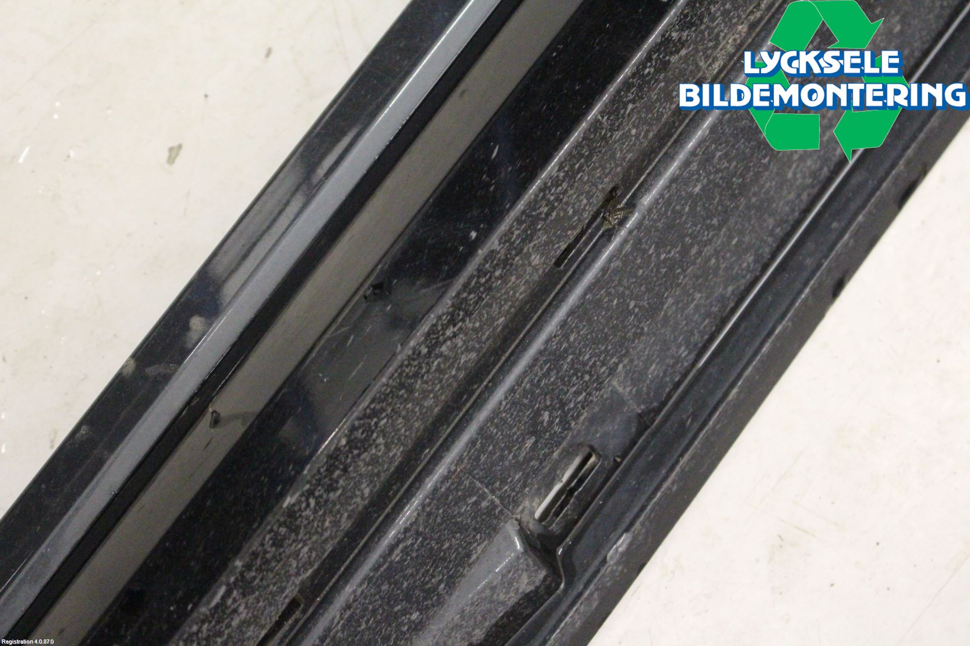 Audi A6 F2/C8 19- Sidokjol Vä