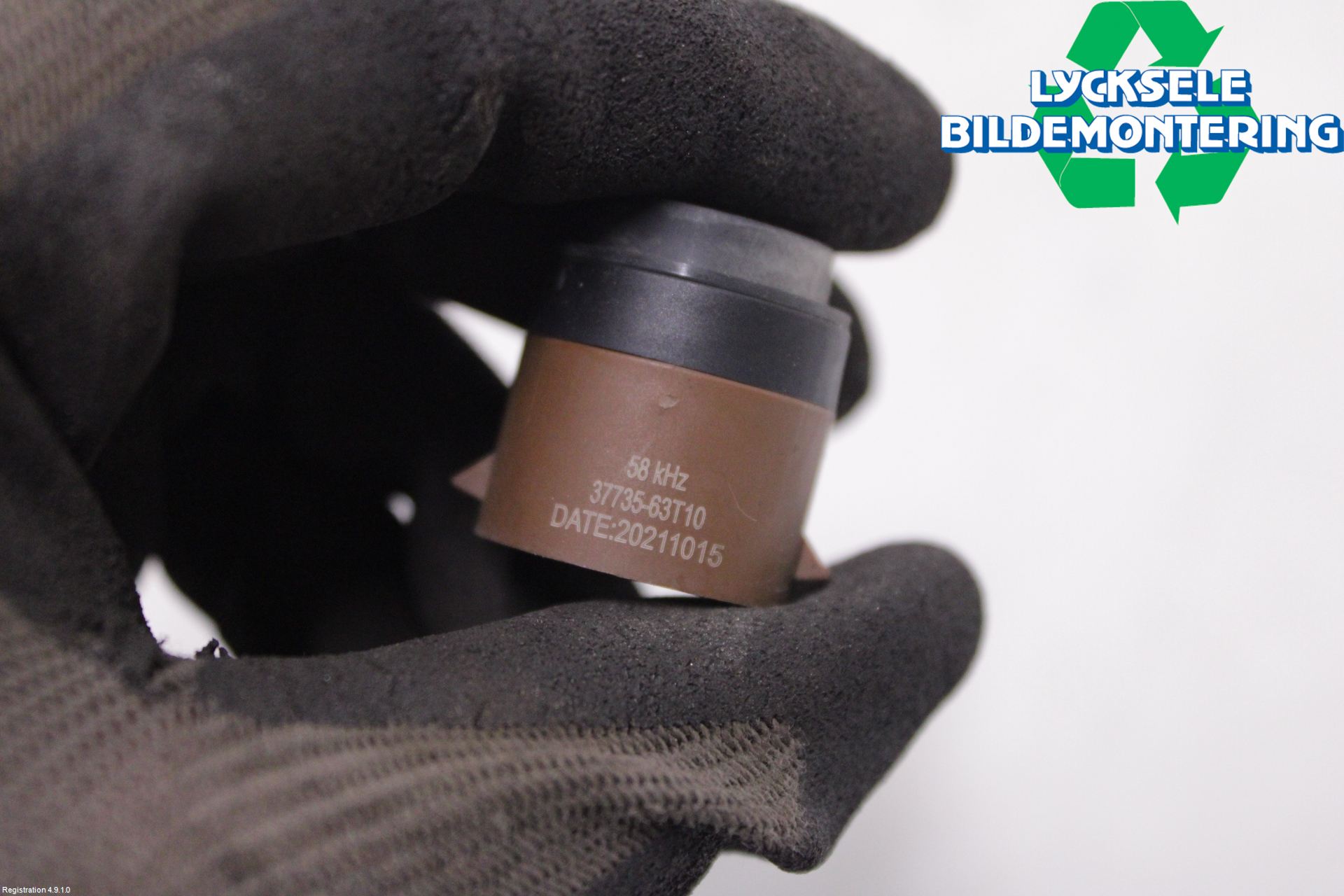 Suzuki SX4 S-CROSS 22- Parkeringshjälp Frontsensor