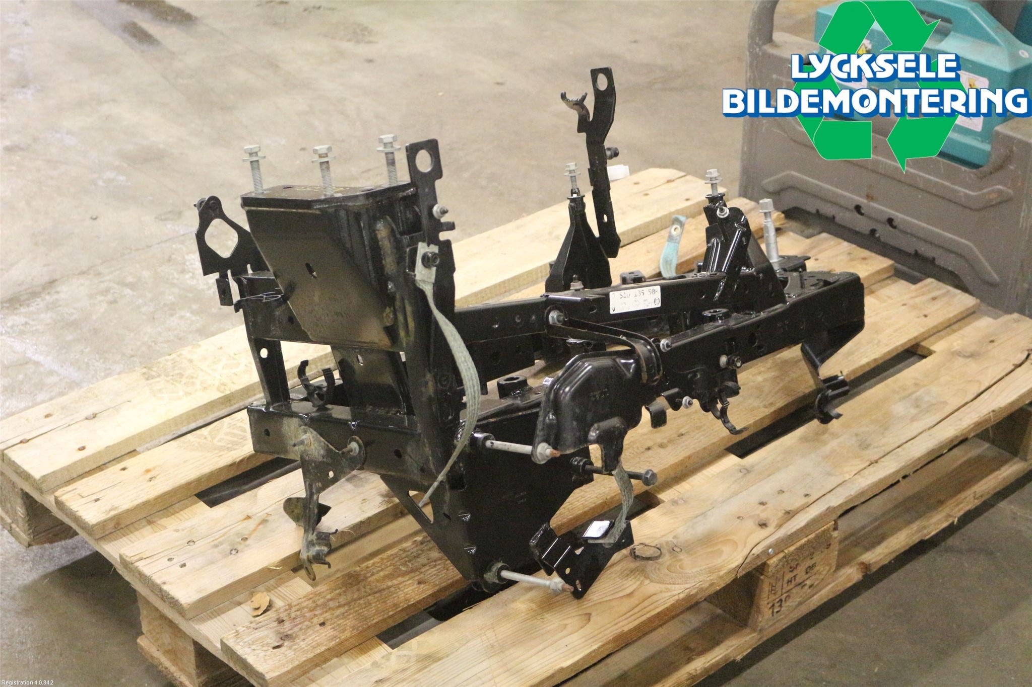 Renault KANGOO II 08-14 Motorbalk