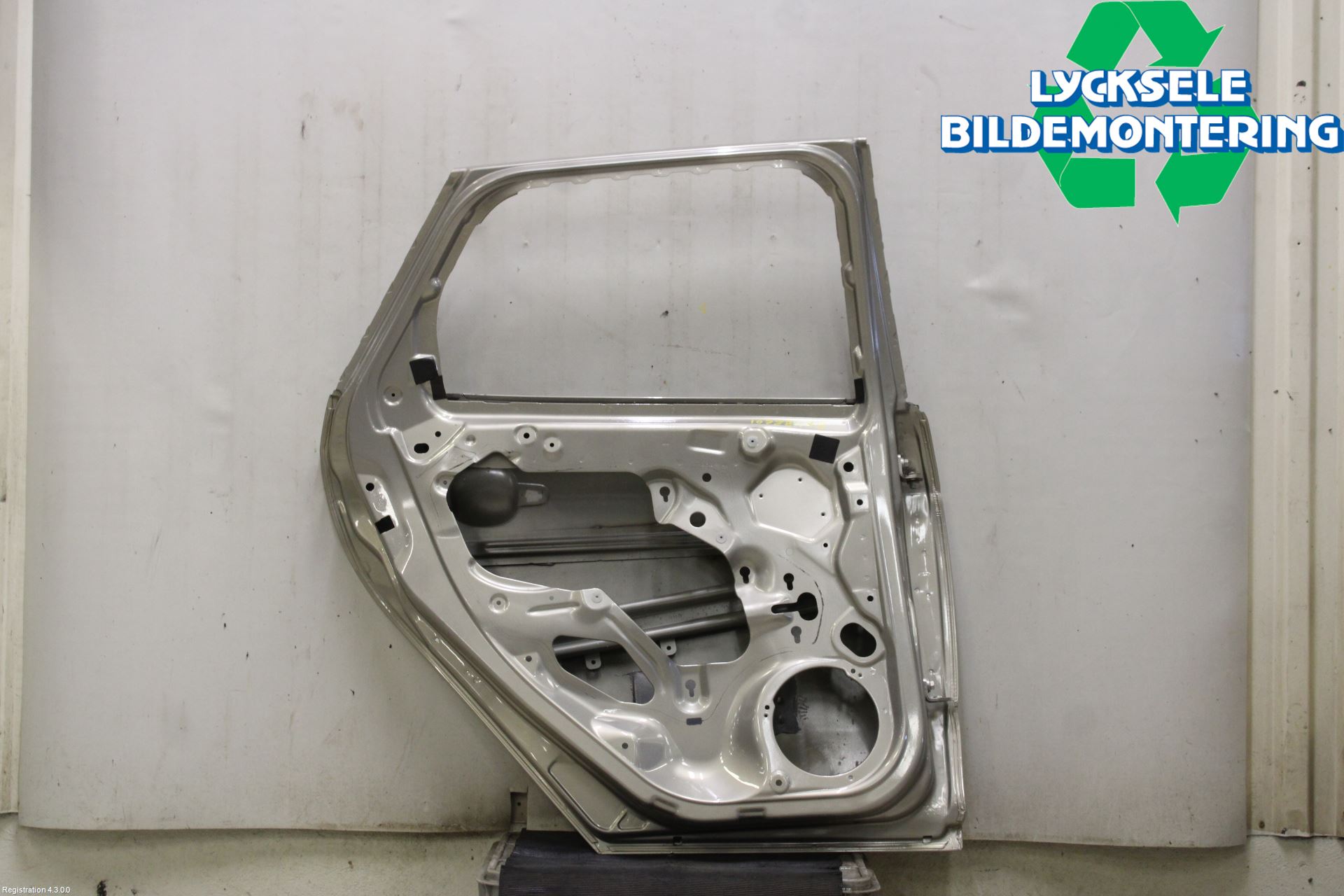 Ford FOCUS 15-18 Dörr Bak Vänster