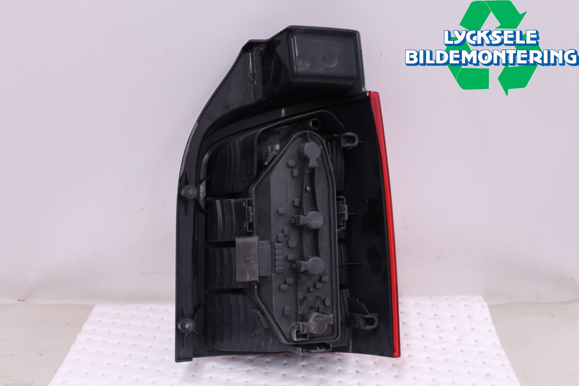 Volkswagen VW TRANSP/CARAVELLE (T5) 04-15 Bakljus Vänster