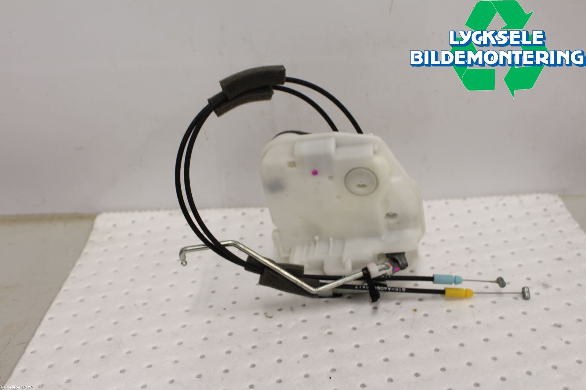 Mitsubishi L200 16-23 Låskista-Dörrlås