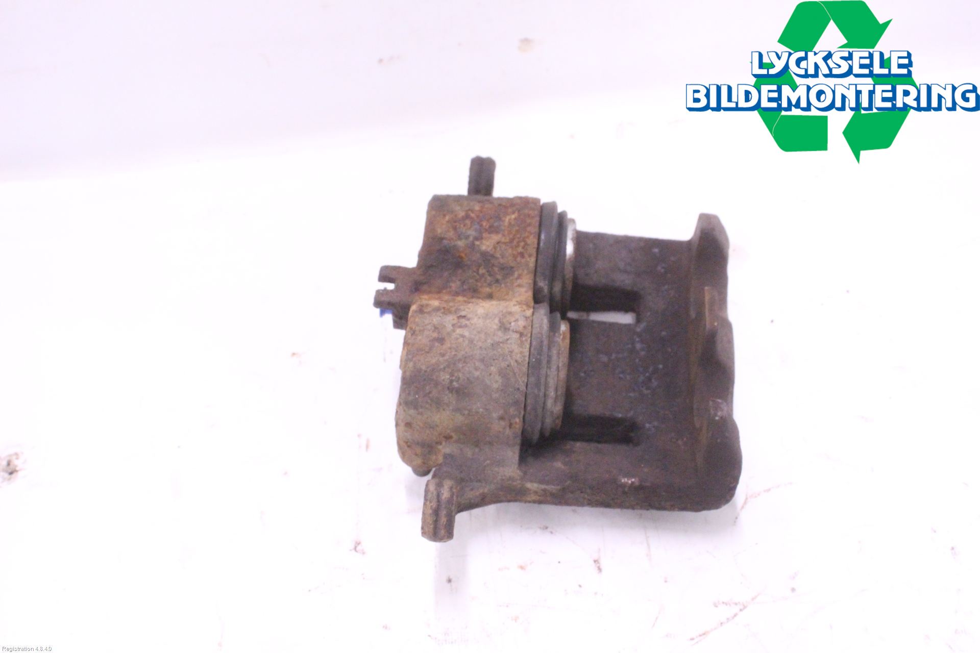 Nissan NAVARA 98-05 Bromsok Fram Höger