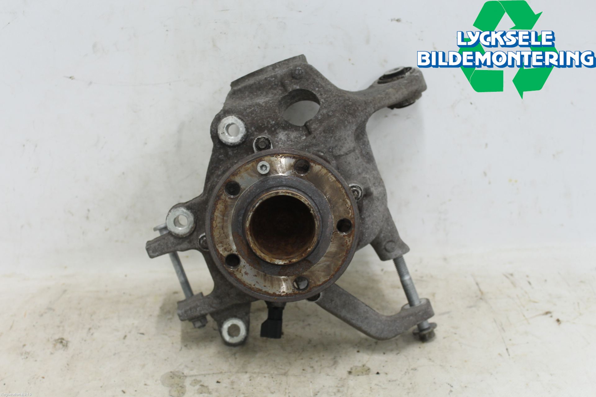 Volvo V90 17->> Hjullagerhus-Spindel Hö B