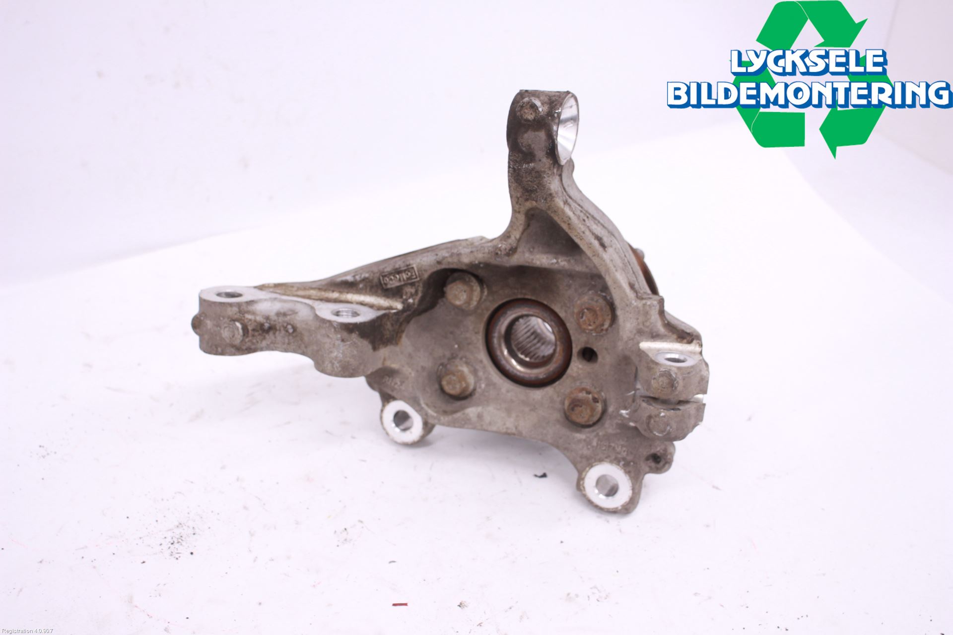 Ford MONDEO 15-22 Styrspindel Lagerhus Hö