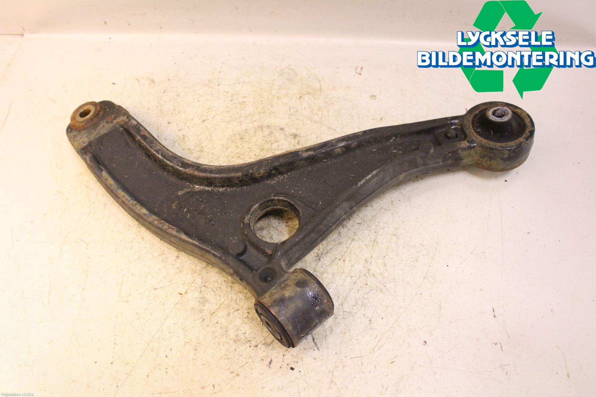 Renault MASTER III  10-14 Bärarm Fram Undre Vä