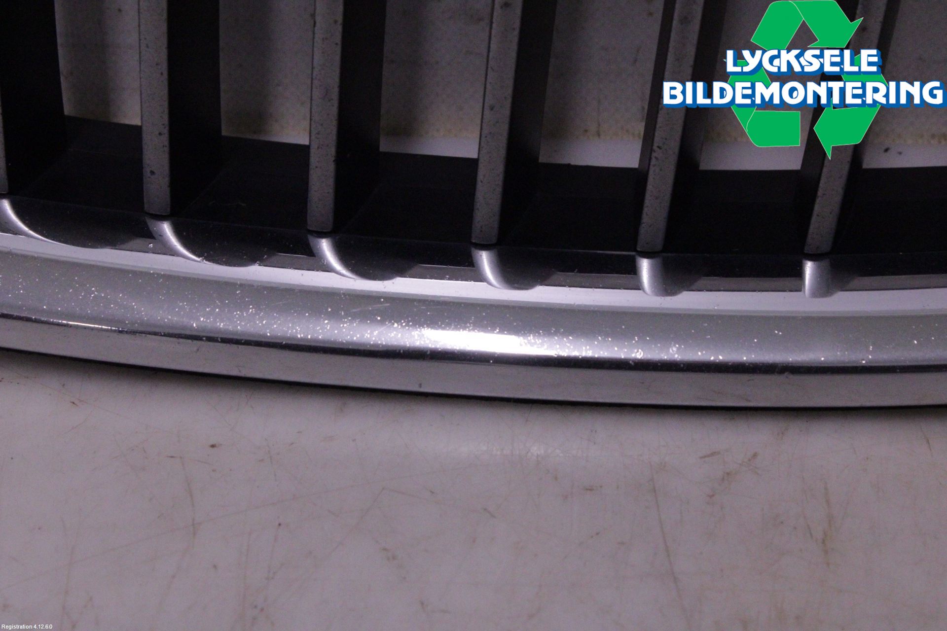 BMW 5 F10/F11/F18 09-17 Grilldel Vänster