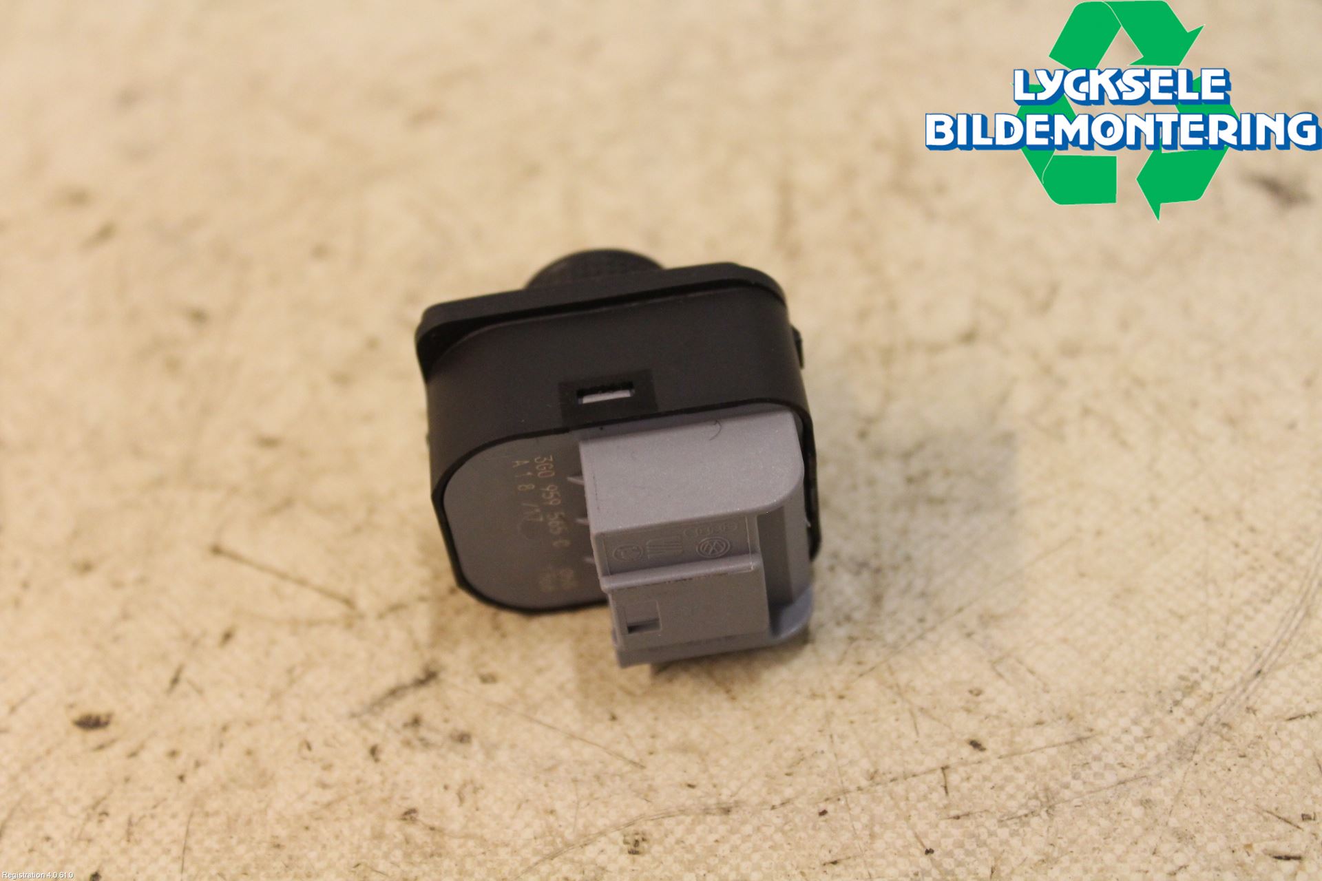 Volkswagen VW PASSAT 15-19 Strömställare Spegel